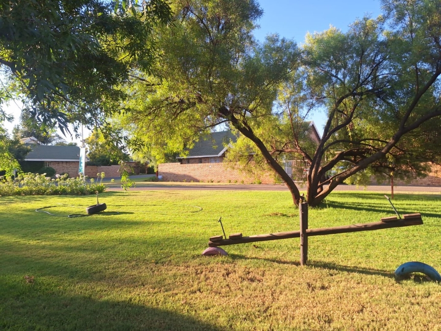 3 Bedroom Property for Sale in Heuwelsig Free State